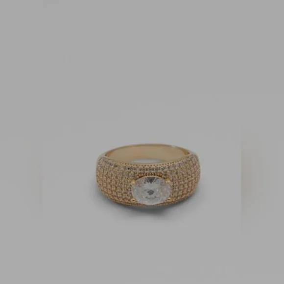 Aldo Gold-Tone Pave Band Ring with Clear Center Stone Size 7 Comes W Acc Pouch - Picture 2 of 4